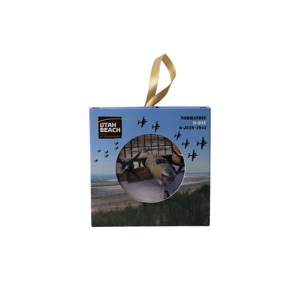 Flat Christmas bauble