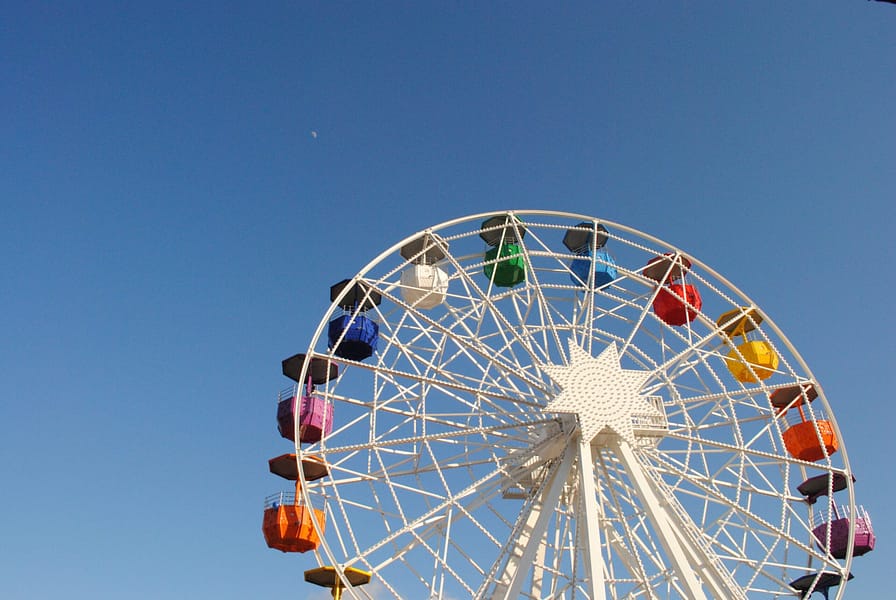 andrea-enriquez-cousino-4hBCxfrlpoM-unsplash bonjour_barcelona_banners_1200x600_1