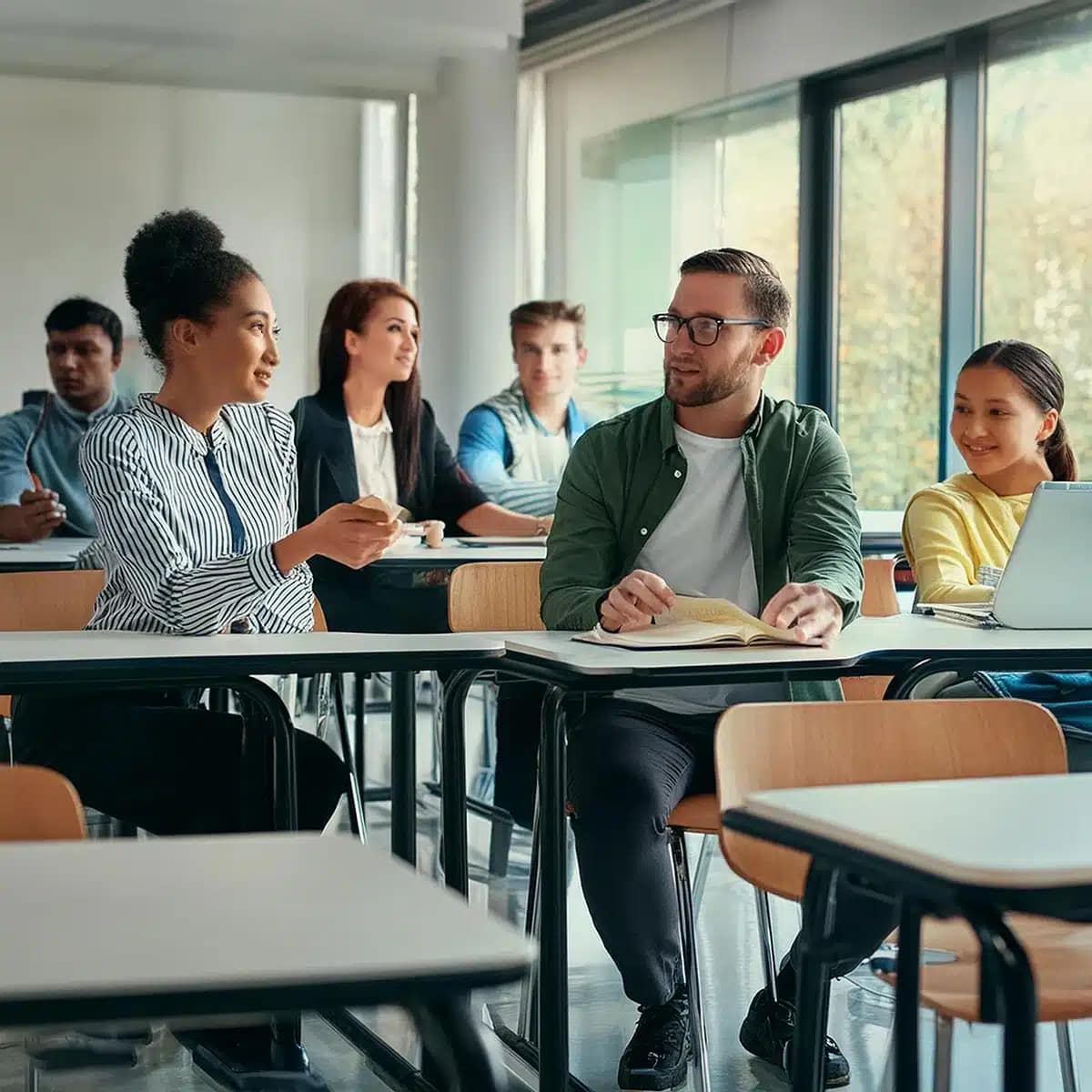 Soluciones de Generación de Leads para Educación | C-onnect