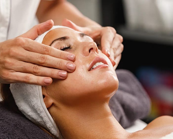 Massage visage à Paris