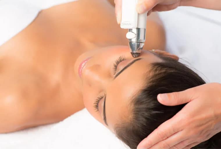 Gymnastique cellulaire pour visage à Paris