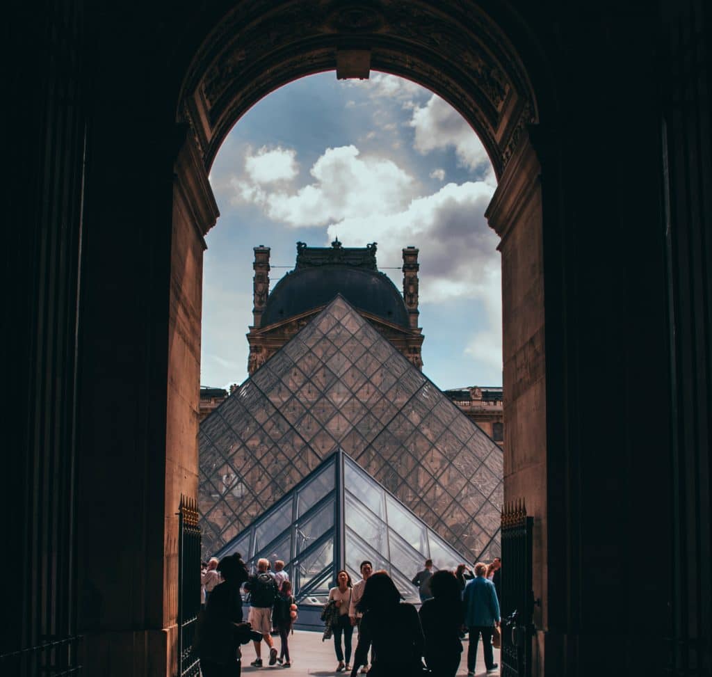 Les prévisions concernant l'attractivité touristique de Paris et de la région île-de-France auprès des touristes internationaux