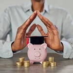 8 aides en france pour financer sa formation étudiante avec une tirelire et de la monnaie pour économiser