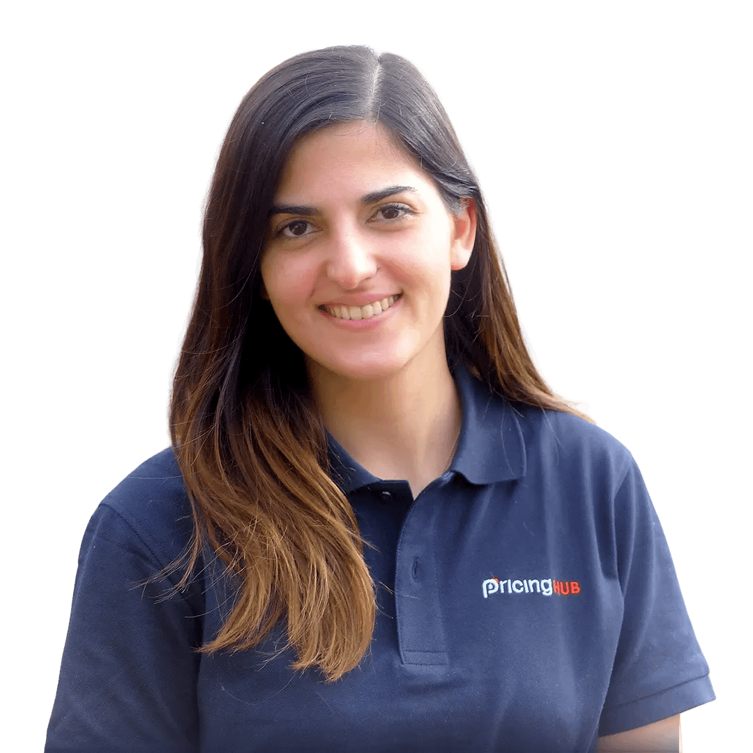Data scientist travaillant à l'amélioration de l'AI de pricing
