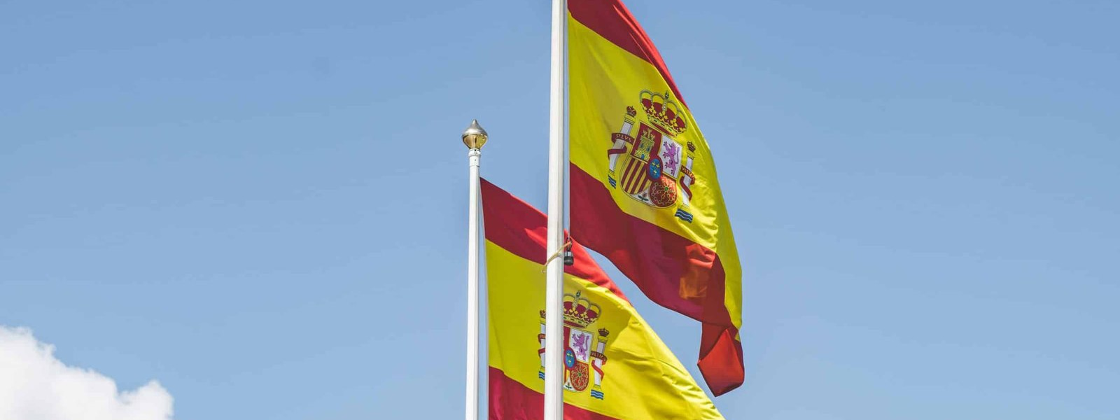 bonjour_barcelona_spanish_flag